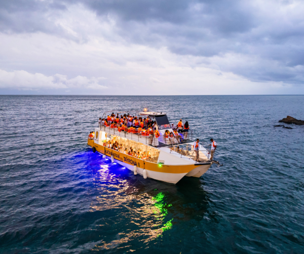 Fiesta Blanca Katamarán Tayrona